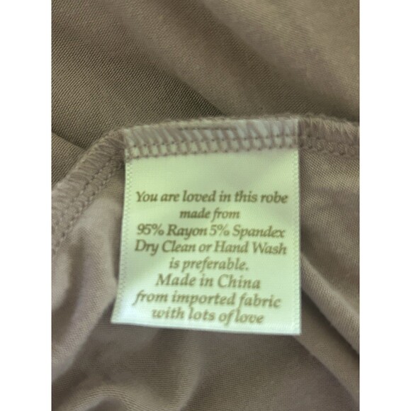 Plum Pretty Sugar Bride/Bridesmaid Robe Hibiscus Sweetheart GRWM Size Small/XS - Picture 7 of 7